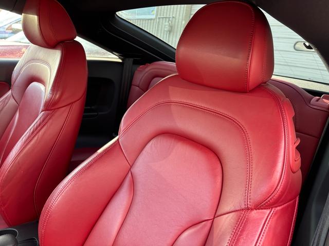 ＴＴクーペ ２．０ＴＦＳＩ　クワトロ　２．０ＴＦＳＩ　クワトロ（４名）　赤レザーシート　シートヒーター　バックモニター　地デジＴＶ　Ｂｌｕｅｔｏｏｔｈ（35枚目）