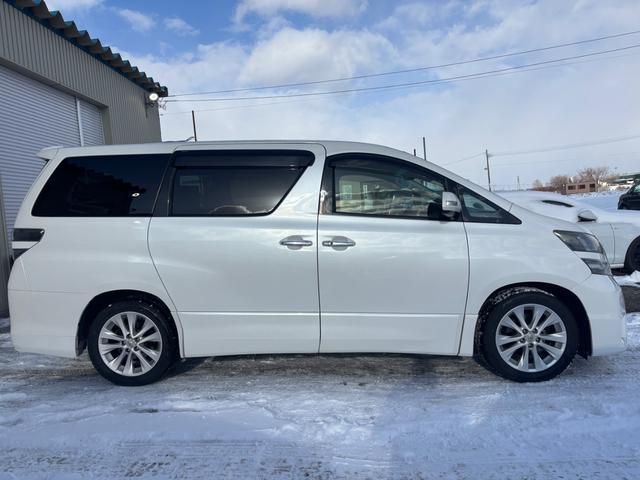 ヴェルファイア 2.4Z 両側電動スライドドア 純正後席モニター ナビ 地デジBluetooth バックモニター BBS19インチ夏タイヤアルミ付 新品スタッドレスタイヤ スマートキー エンジンスターター 前後ドラレコ(9枚目)