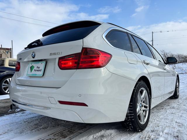 ３シリーズ ３２０ｉ　ｘＤｒｉｖｅツーリング　ラグジュアリー　ブラックレザーシート　夏冬タイヤアルミ付　４ＷＤ　パワーバックドア　Ｂｌｕｅｔｏｏｔｈ　ＵＳＢポート（22枚目）