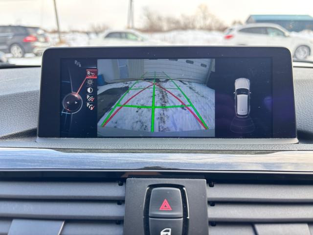 ３シリーズ ３２０ｉ　ｘＤｒｉｖｅツーリング　ラグジュアリー　ブラックレザーシート　夏冬タイヤアルミ付　４ＷＤ　パワーバックドア　Ｂｌｕｅｔｏｏｔｈ　ＵＳＢポート（37枚目）