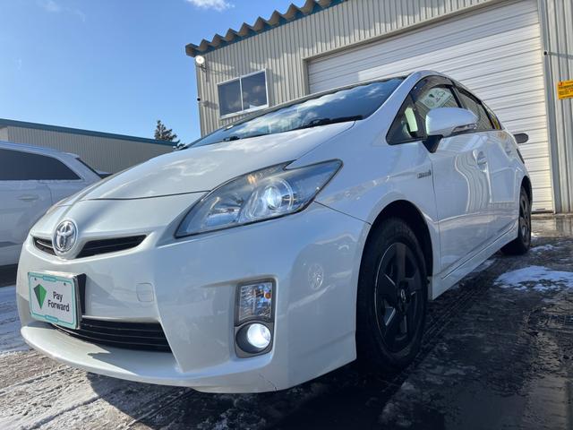 プリウス Ｓ　スマートキー　エンジンスターター　夏用アルミホイール　地デジ　ＥＴＣ（14枚目）