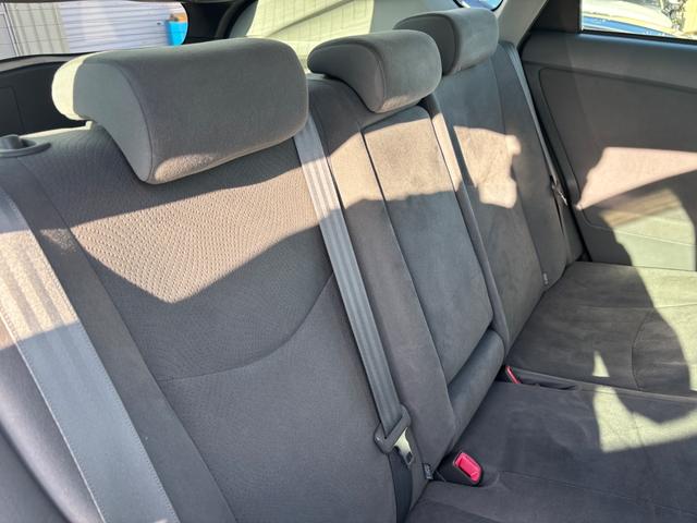 プリウス Ｓ　スマートキー　エンジンスターター　夏用アルミホイール　地デジ　ＥＴＣ（43枚目）