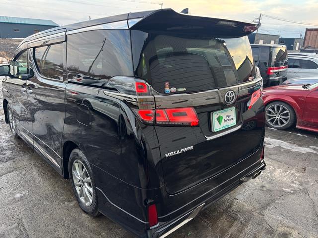 ヴェルファイア ２．５Ｚ　ゴールデンアイズ　モデリスタエアロ　夏冬タイヤアルミ付　エンジンスターター　純正ナビ　アップルカープレイ　Ｂｌｕｅｔｏｏｔｈ　両側パワースライドドア　パワーバックドア　ウッドコンビハンドル　トヨタセーフティセンス（20枚目）