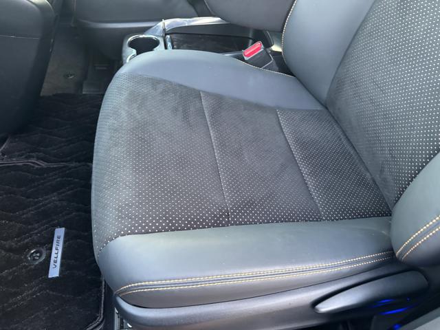 ヴェルファイア ２．５Ｚ　ゴールデンアイズ　モデリスタエアロ　夏冬タイヤアルミ付　エンジンスターター　純正ナビ　アップルカープレイ　Ｂｌｕｅｔｏｏｔｈ　両側パワースライドドア　パワーバックドア　ウッドコンビハンドル　トヨタセーフティセンス（47枚目）