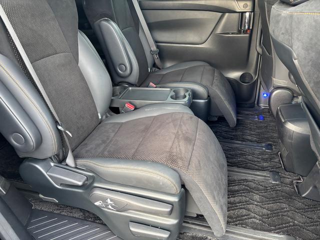 ヴェルファイア ２．５Ｚ　ゴールデンアイズ　モデリスタエアロ　夏冬タイヤアルミ付　エンジンスターター　純正ナビ　アップルカープレイ　Ｂｌｕｅｔｏｏｔｈ　両側パワースライドドア　パワーバックドア　ウッドコンビハンドル　トヨタセーフティセンス（56枚目）