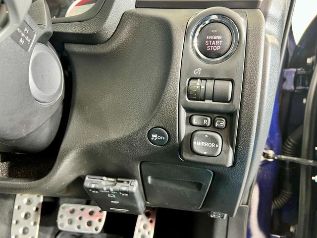 ＷＲＸ　ＳＴＩ　Ａライン　ターボ車　社外ナビ　フルセグ　Ｂｌｕｅｔｏｏｔｈ接続　ＤＶＤ再生　ＥＴＣ　キーレス　スマートキー　クリアランスソナー　サイドエアバッグ　パワーシート　ヘッドライトウォッシャー(54枚目)