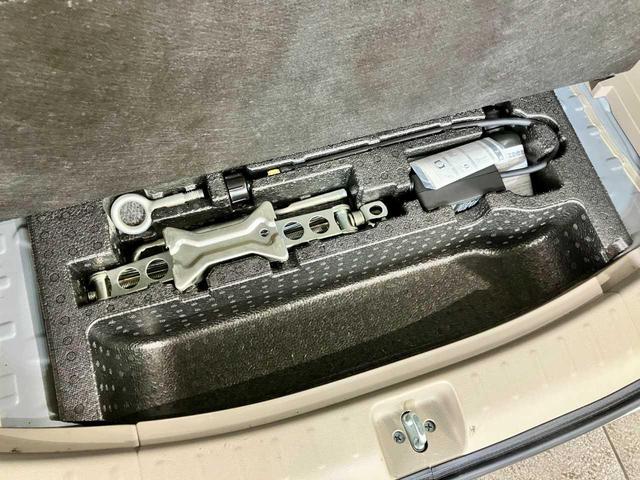 Ｎ－ＢＯＸ Ｇ・Ｌパッケージ　寒冷地仕様　　夏冬タイヤ付き　禁煙車　アイドリングストップ　キーレス　スペアキー　ワンセグナビ　Ｂｌｕｅｔｏｏｔｈ接続　両側スライド片側電動ドア　電動格納ミラー（61枚目）