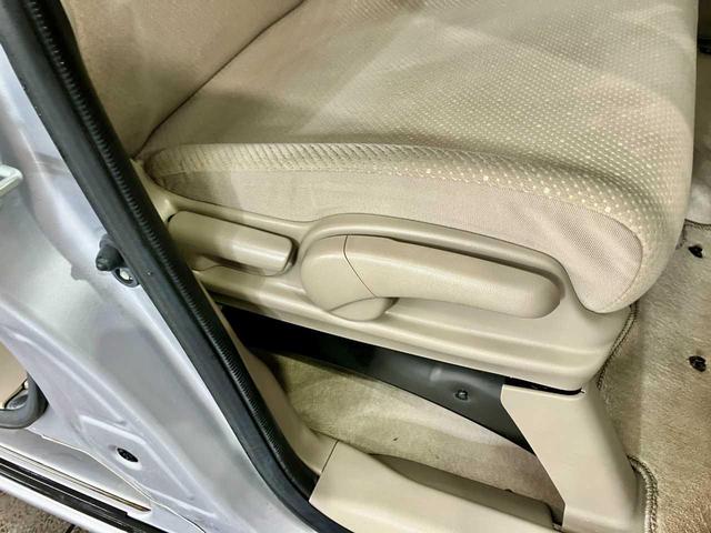 Ｎ－ＢＯＸ Ｇ・Ｌパッケージ　寒冷地仕様　　夏冬タイヤ付き　禁煙車　アイドリングストップ　キーレス　スペアキー　ワンセグナビ　Ｂｌｕｅｔｏｏｔｈ接続　両側スライド片側電動ドア　電動格納ミラー（77枚目）