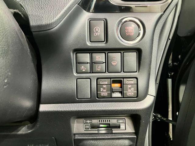 ヴォクシー ＺＳ　煌ＩＩＩ　Ｂｌｕｅｔｏｏｔｈ接続　ＥＴＣ　両側電動スライドドア　４ＷＤ　寒冷地仕様車　衝突被害軽減　地デジＴＶ　バックモニター　ウォークスルー　３列シート　スペアキー　クリアランスソナー　メモリーナビ（9枚目）