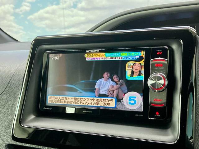 ヴォクシー ＺＳ　煌ＩＩＩ　Ｂｌｕｅｔｏｏｔｈ接続　ＥＴＣ　両側電動スライドドア　４ＷＤ　寒冷地仕様車　衝突被害軽減　地デジＴＶ　バックモニター　ウォークスルー　３列シート　スペアキー　クリアランスソナー　メモリーナビ（42枚目）