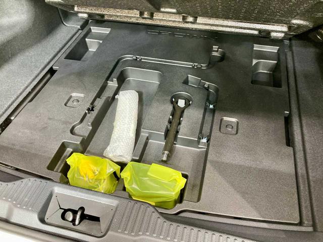 クラウンハイブリッド ＲＳ－Ｂ　Ｆｏｕｒ　寒冷地仕様　スペアキー　電動シート　ＥＴＣ　レーンキープアシスト　ドラレコ　バックカメラ　メモリーナビ　レーダークルーズコントロール　フルセグ　ＬＥＤヘッドランプ　盗難防止装置　衝突被害軽減システム（46枚目）