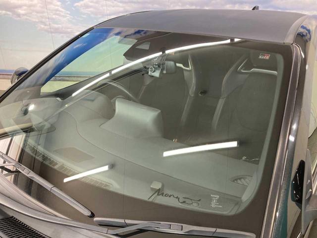 ＧＲヤリス ＲＺ　ハイパフォーマンス　ファースト　エディション　４ＷＤ　バックモニタ－　横滑り防止　エアロ　寒冷地　コーナーセンサー　ナビＴＶ　オートハイビーム　パーキングアシスト　ＥＴＣ２．０　ＵＳＢ　ＢＴ　盗難防止装置　スマートキー　オートエアコン（8枚目）