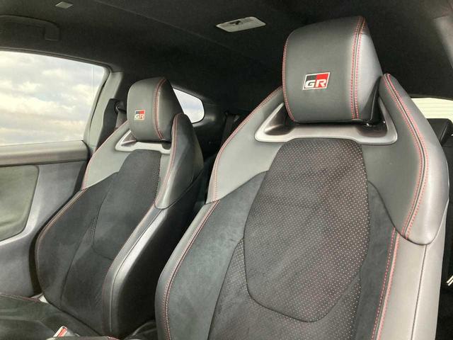 ＧＲヤリス ＲＺ　ハイパフォーマンス　ファースト　エディション　４ＷＤ　バックモニタ－　横滑り防止　エアロ　寒冷地　コーナーセンサー　ナビＴＶ　オートハイビーム　パーキングアシスト　ＥＴＣ２．０　ＵＳＢ　ＢＴ　盗難防止装置　スマートキー　オートエアコン（44枚目）