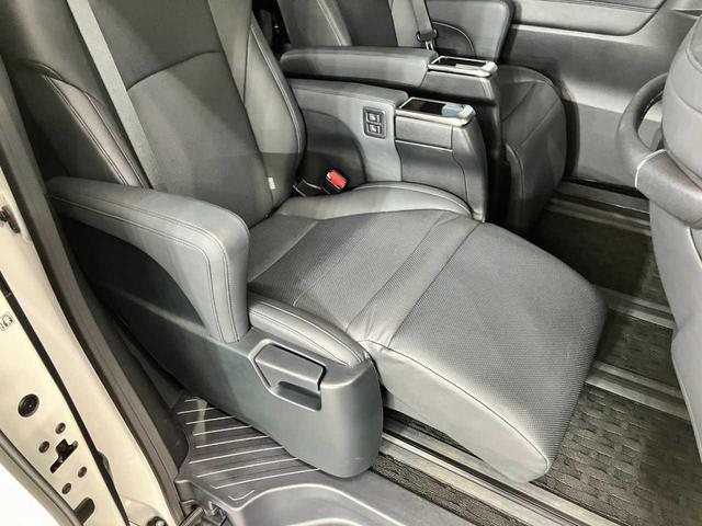 アルファード ２．５Ｓ　Ｃパッケージ　寒冷地　４ＷＤ　ＢＬＵＥＴＯＯＴＨ　車線逸脱警報　プリクラッシュセーフティー　アダプティブクルコン　ＡＣ１００Ｖ　地デジＴＶ　シートエアコン　パーキングアシスト　ナビ＆ＴＶ　バックソナー　シートヒータ（24枚目）