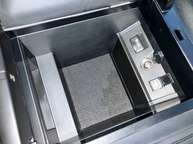 アルファード ２．５Ｓ　Ｃパッケージ　寒冷地　４ＷＤ　ＢＬＵＥＴＯＯＴＨ　車線逸脱警報　プリクラッシュセーフティー　アダプティブクルコン　ＡＣ１００Ｖ　地デジＴＶ　シートエアコン　パーキングアシスト　ナビ＆ＴＶ　バックソナー　シートヒータ（39枚目）