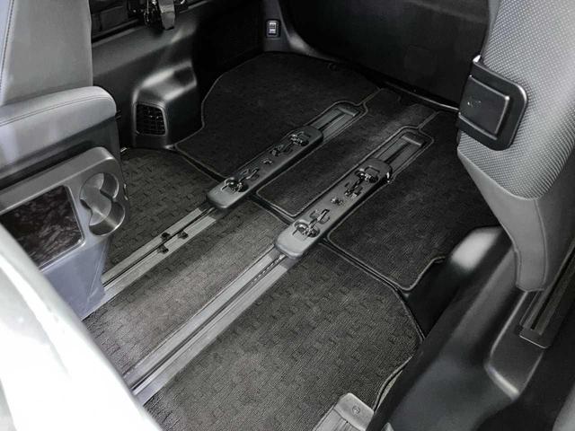 アルファード ２．５Ｓ　Ｃパッケージ　寒冷地　４ＷＤ　ＢＬＵＥＴＯＯＴＨ　車線逸脱警報　プリクラッシュセーフティー　アダプティブクルコン　ＡＣ１００Ｖ　地デジＴＶ　シートエアコン　パーキングアシスト　ナビ＆ＴＶ　バックソナー　シートヒータ（77枚目）