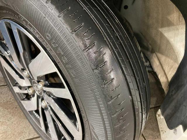 タンク カスタムG 衝突被害軽減装置 両側PSD Bluetooth クルーズコントロール シートヒーター 地デジ バックカメラ 4WD オートライト スマートキー LEDライト DVD(4枚目)