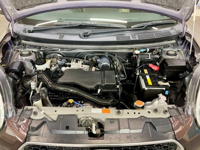 パッソ モーダ　Ｓ　夏冬タイヤ付き　４ＷＤ　ＬＥＤライト　シートヒーター　寒冷地　軽減ブレーキ　衝突安全ボディ　ベンチシート　バックカメラ　ミュージックプレイヤー接続可　アイドリングストップ　Ｂｌｕｅｔｏｏｔｈ接続（12枚目）