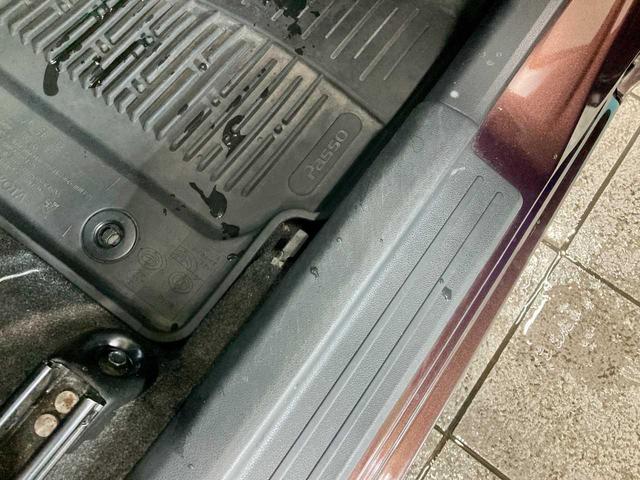 パッソ モーダ　Ｓ　夏冬タイヤ付き　４ＷＤ　ＬＥＤライト　シートヒーター　寒冷地　軽減ブレーキ　衝突安全ボディ　ベンチシート　バックカメラ　ミュージックプレイヤー接続可　アイドリングストップ　Ｂｌｕｅｔｏｏｔｈ接続（41枚目）