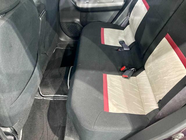 パッソ モーダ　Ｓ　夏冬タイヤ付き　４ＷＤ　ＬＥＤライト　シートヒーター　寒冷地　軽減ブレーキ　衝突安全ボディ　ベンチシート　バックカメラ　ミュージックプレイヤー接続可　アイドリングストップ　Ｂｌｕｅｔｏｏｔｈ接続（62枚目）