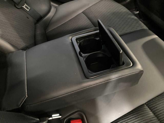 スカイライン 350GT FOUR ハイブリッド 360°カメラ 4WD エマージェンシーブレーキ Bluetooth フルセグTV スマートキー レーンアシスト レーダークルーズコントロール クリアランスソナー バックカメラ パワーシート USB(63枚目)