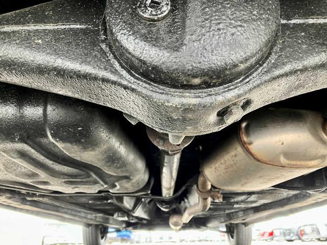 アルトラパン Ｓ　夏冬タイヤ付き　エンジンスターター付き　寒冷地　ワンオ－ナ－　シートヒータ　ブレーキサポート　フルオートエアコン　フルタイム４ＷＤ　ＥＴＣ　パワーウインドウ　ＬＥＤランプ（4枚目）