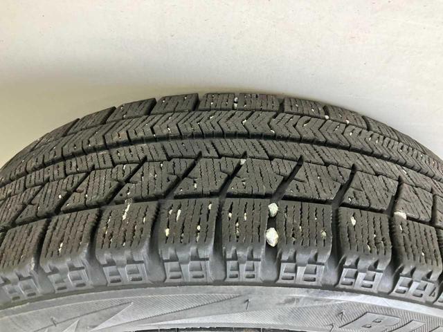 アルトラパン Ｓ　夏冬タイヤ付き　エンジンスターター付き　寒冷地　ワンオ－ナ－　シートヒータ　ブレーキサポート　フルオートエアコン　フルタイム４ＷＤ　ＥＴＣ　パワーウインドウ　ＬＥＤランプ（8枚目）