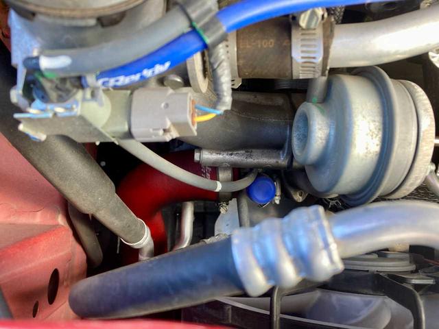 スイフトスポーツ ベースグレード VOLK RACING 夏冬タイヤ付 GReddyスポイラー GReddyダンパー GReddyブローオフバルブ、インタークーラー、ステアリング、マフラー クスコタワーバー ダウンサスRSR(10枚目)