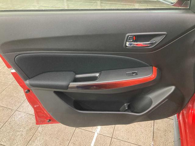 スイフトスポーツ ベースグレード VOLK RACING 夏冬タイヤ付 GReddyスポイラー GReddyダンパー GReddyブローオフバルブ、インタークーラー、ステアリング、マフラー クスコタワーバー ダウンサスRSR(57枚目)