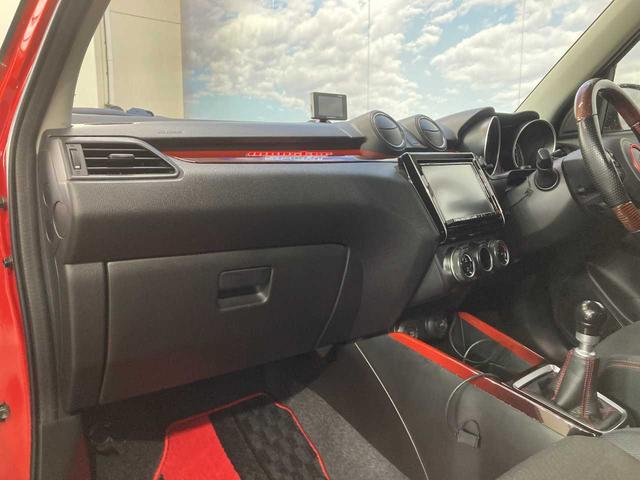 スイフトスポーツ ベースグレード VOLK RACING 夏冬タイヤ付 GReddyスポイラー GReddyダンパー GReddyブローオフバルブ、インタークーラー、ステアリング、マフラー クスコタワーバー ダウンサスRSR(62枚目)