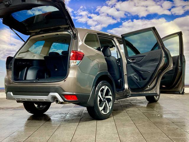 フォレスター アドバンス　バックソナー　ヒーター　ＳＤナビゲーション　アダプティブクルーズ　ブルーレイ再生　キーレス　スマートＫ　禁煙　ＰＷシート　ブルートゥース　エアＢ　サイドエアＢ　ＡＵＸ　ＡＷＤ　オートＬＥＤ　寒冷地（22枚目）