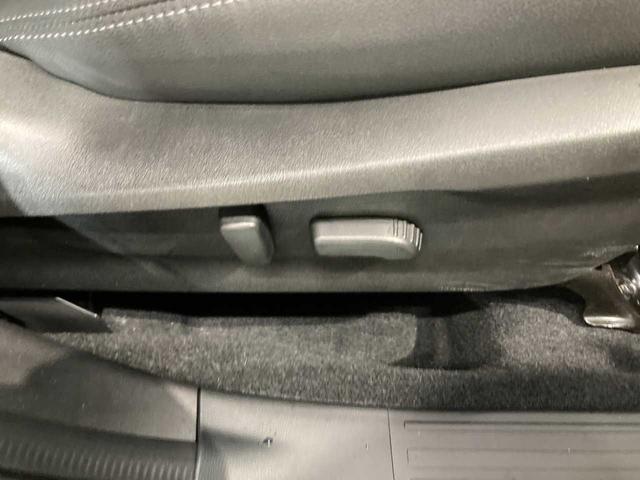 フォレスター アドバンス　バックソナー　ヒーター　ＳＤナビゲーション　アダプティブクルーズ　ブルーレイ再生　キーレス　スマートＫ　禁煙　ＰＷシート　ブルートゥース　エアＢ　サイドエアＢ　ＡＵＸ　ＡＷＤ　オートＬＥＤ　寒冷地（48枚目）