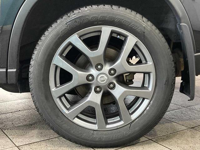 エクストレイル ２０Ｘｔｔ　ブラック　エクストリーマーＸ　新品夏タイヤ添付　オートクルーズコントロール　パワー　ワンセグ　Ｂカメラ　電動格納ミラー　アルミホイール　ＡＢＳ　寒冷地仕様　Ｗエアバック　ＥＴＣ　オートライト　シートヒーター　ＵＳＢ　切替式４ＷＤ（4枚目）