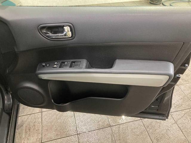 エクストレイル ２０Ｘｔｔ　ブラック　エクストリーマーＸ　新品夏タイヤ添付　オートクルーズコントロール　パワー　ワンセグ　Ｂカメラ　電動格納ミラー　アルミホイール　ＡＢＳ　寒冷地仕様　Ｗエアバック　ＥＴＣ　オートライト　シートヒーター　ＵＳＢ　切替式４ＷＤ（46枚目）