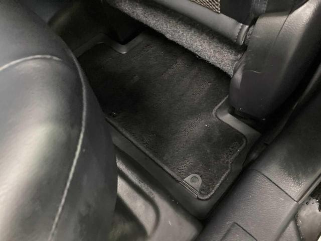 エクストレイル ２０Ｘｔｔ　ブラック　エクストリーマーＸ　新品夏タイヤ添付　オートクルーズコントロール　パワー　ワンセグ　Ｂカメラ　電動格納ミラー　アルミホイール　ＡＢＳ　寒冷地仕様　Ｗエアバック　ＥＴＣ　オートライト　シートヒーター　ＵＳＢ　切替式４ＷＤ（52枚目）