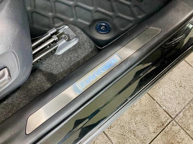 ハリアー Ｚ　レザーパッケージ　寒冷地仕様　夏冬タイヤ付　パノラマルーフ　ＪＢＬサウンド　アラウンドビューモニター　メモリナビ　デジタルインナーミラー　ＥＴＣ２．０　レーダークルーズ　本革電動シート　シートヒーター・シートエアコン（68枚目）