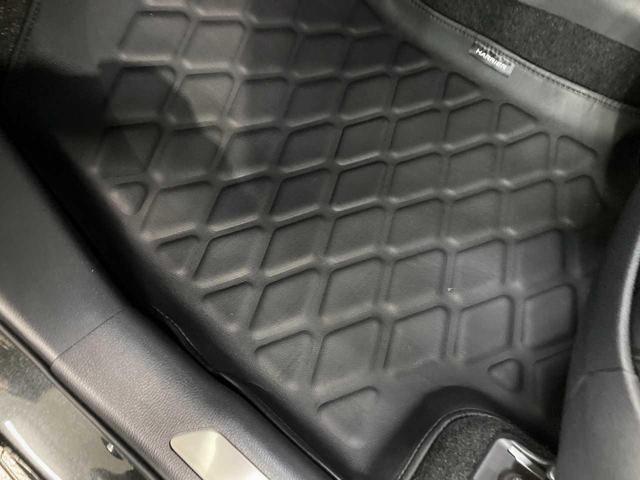 ハリアー Ｚ　レザーパッケージ　寒冷地仕様　夏冬タイヤ付　パノラマルーフ　ＪＢＬサウンド　アラウンドビューモニター　メモリナビ　デジタルインナーミラー　ＥＴＣ２．０　レーダークルーズ　本革電動シート　シートヒーター・シートエアコン（74枚目）