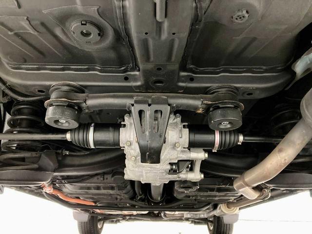 ヴェゼル ハイブリッドＸ・ホンダセンシング　レーダークルコン　シ－トヒ－タ－　レーンキープ　横滑防止　Ｒカメラ　ドラレコ　ＥＴＣ車載器　サイドエアバック　ＤＶＤ再生　４ＷＤ　Ｂｌｕｅｔｏｏｔｈ接続　寒冷地仕様　ＬＥＤヘッドライト　フルセグＴＶ（4枚目）