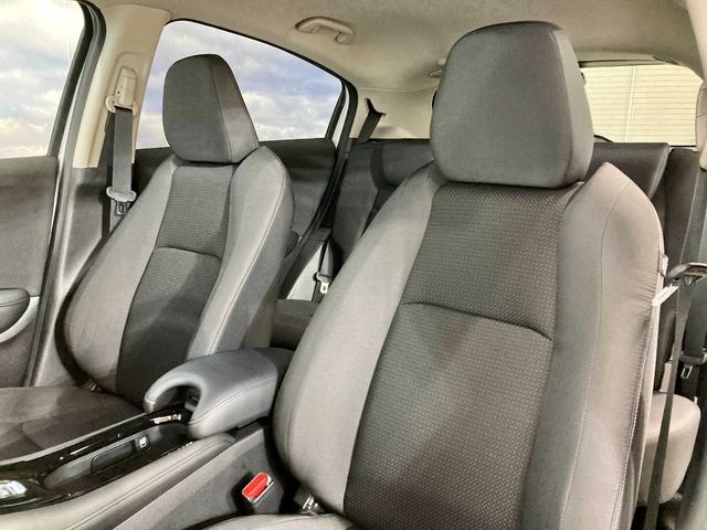 ヴェゼル ハイブリッドＸ・ホンダセンシング　レーダークルコン　シ－トヒ－タ－　レーンキープ　横滑防止　Ｒカメラ　ドラレコ　ＥＴＣ車載器　サイドエアバック　ＤＶＤ再生　４ＷＤ　Ｂｌｕｅｔｏｏｔｈ接続　寒冷地仕様　ＬＥＤヘッドライト　フルセグＴＶ（27枚目）