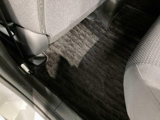 ヴェゼル ハイブリッドＸ・ホンダセンシング　レーダークルコン　シ－トヒ－タ－　レーンキープ　横滑防止　Ｒカメラ　ドラレコ　ＥＴＣ車載器　サイドエアバック　ＤＶＤ再生　４ＷＤ　Ｂｌｕｅｔｏｏｔｈ接続　寒冷地仕様　ＬＥＤヘッドライト　フルセグＴＶ（59枚目）