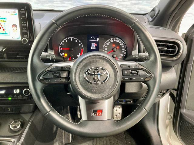 GRヤリス RZ ハイパフォーマンス BTオーディオ 追従クルコン 地デジ Iストップ LEDヘッド ナビ&TV 盗難防止システム バックガイドモニター Cソナー AWD フルオートエアコン 横滑り防止装置付き スマートキ- ABS付き(33枚目)