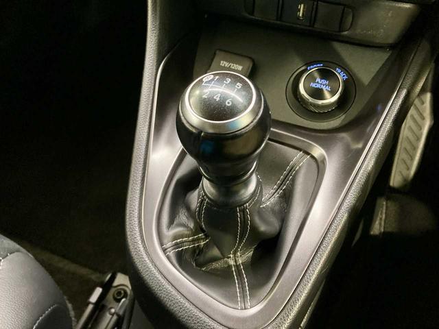 GRヤリス RZ ハイパフォーマンス BTオーディオ 追従クルコン 地デジ Iストップ LEDヘッド ナビ&TV 盗難防止システム バックガイドモニター Cソナー AWD フルオートエアコン 横滑り防止装置付き スマートキ- ABS付き(38枚目)