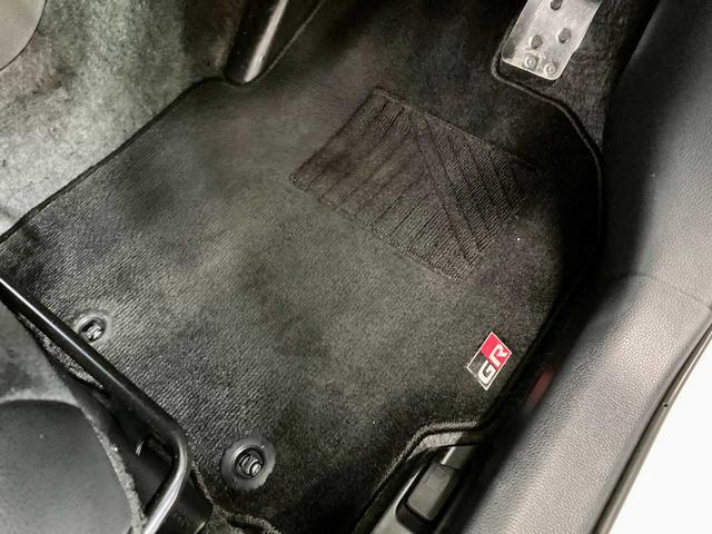 GRヤリス RZ ハイパフォーマンス BTオーディオ 追従クルコン 地デジ Iストップ LEDヘッド ナビ&TV 盗難防止システム バックガイドモニター Cソナー AWD フルオートエアコン 横滑り防止装置付き スマートキ- ABS付き(39枚目)