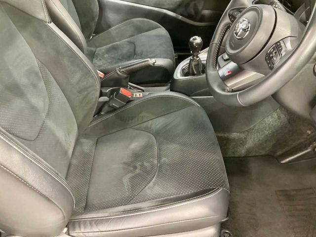 GRヤリス RZ ハイパフォーマンス BTオーディオ 追従クルコン 地デジ Iストップ LEDヘッド ナビ&TV 盗難防止システム バックガイドモニター Cソナー AWD フルオートエアコン 横滑り防止装置付き スマートキ- ABS付き(40枚目)