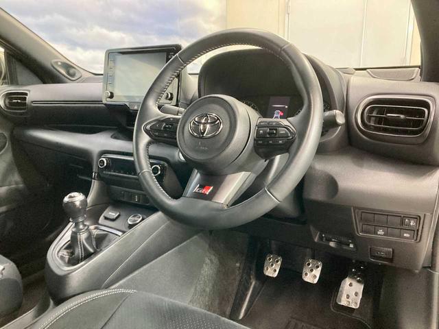 GRヤリス RZ ハイパフォーマンス BTオーディオ 追従クルコン 地デジ Iストップ LEDヘッド ナビ&TV 盗難防止システム バックガイドモニター Cソナー AWD フルオートエアコン 横滑り防止装置付き スマートキ- ABS付き(41枚目)