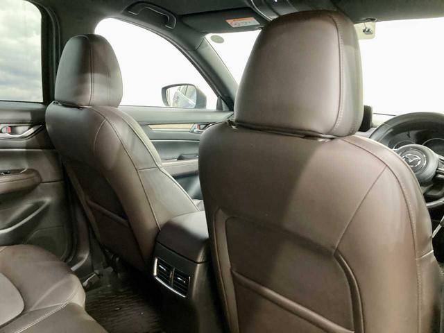 ＣＸ－５ ＸＤ　エクスクルーシブモード　寒冷地　スペアキー　Ｂｌｕｅｔｏｏｔｈ対応　バックカメラ　ＥＴＣ　パワーシート　パノラマビュー　追従式クルーズコントロール　クリアランスソナー　シートヒーター　シートクーラー　パーキングアシスト（19枚目）