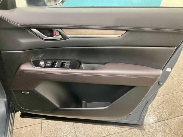 ＣＸ－５ ＸＤ　エクスクルーシブモード　寒冷地　スペアキー　Ｂｌｕｅｔｏｏｔｈ対応　バックカメラ　ＥＴＣ　パワーシート　パノラマビュー　追従式クルーズコントロール　クリアランスソナー　シートヒーター　シートクーラー　パーキングアシスト（53枚目）