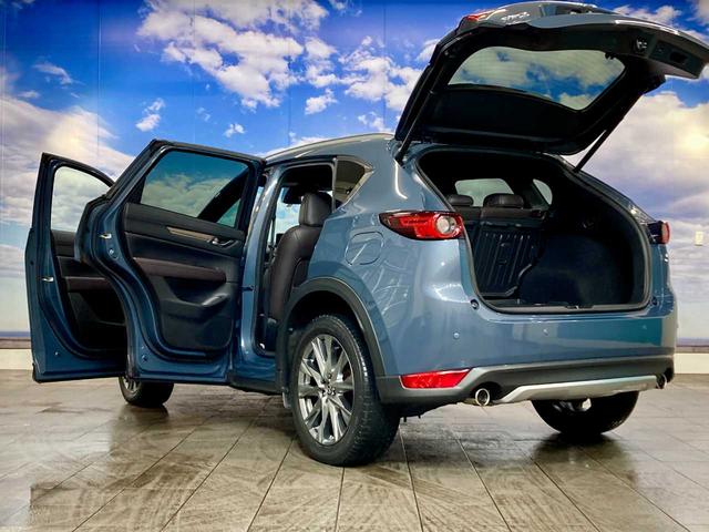 ＣＸ－５ ＸＤ　エクスクルーシブモード　寒冷地　スペアキー　Ｂｌｕｅｔｏｏｔｈ対応　バックカメラ　ＥＴＣ　パワーシート　パノラマビュー　追従式クルーズコントロール　クリアランスソナー　シートヒーター　シートクーラー　パーキングアシスト（76枚目）