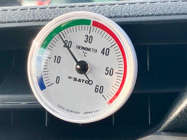 ハイラックス Z スペアキー 寒冷地仕様 ターボ付 BLUETOOTH レーダーC センターデフロック ETC搭載 バックモニタ アイドリングSTOP フルセグ地デジ LEDヘッドランプ クリアランスソナ リフトアップ(68枚目)