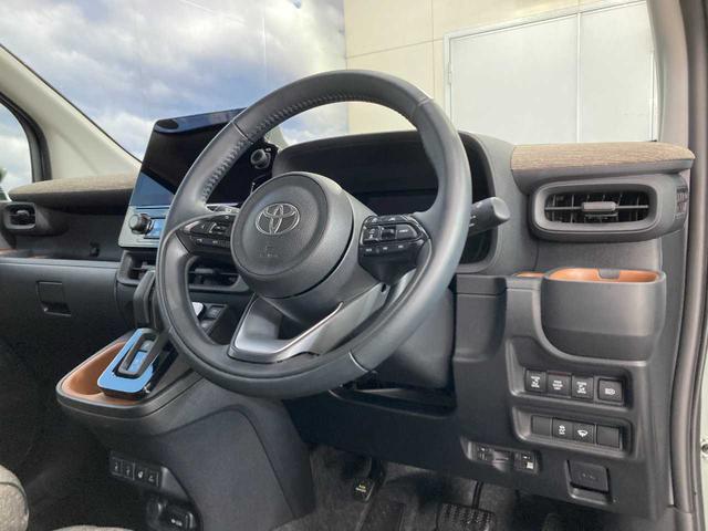 シエンタ ハイブリッドZ 寒冷地仕様車 ワンオーナー スペアキー 前席シートヒーター ETC2.0 3列シート 禁煙 アラウンドビューモニター Bluetooth搭載 パークアシスト 追従クルーズ 衝突軽減装置 メモリーナビ(33枚目)